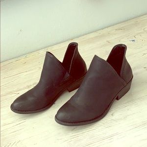 Black, short wedge boots